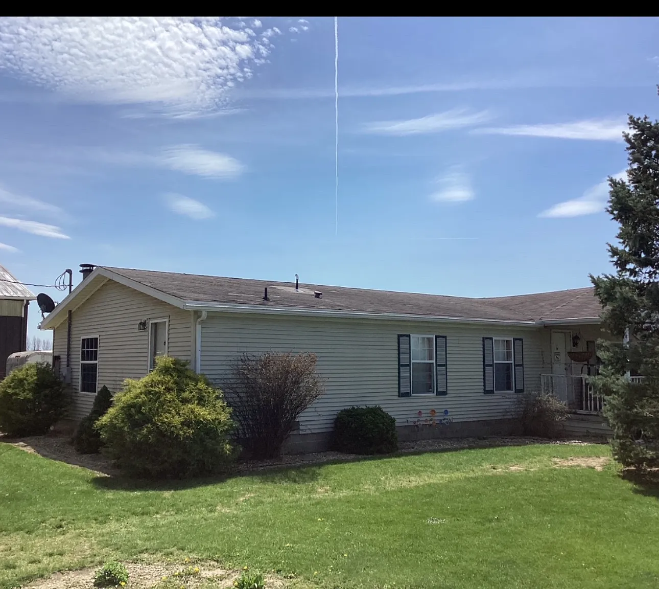 3 bed, 1890 sqft, $2,500 — Photo 3