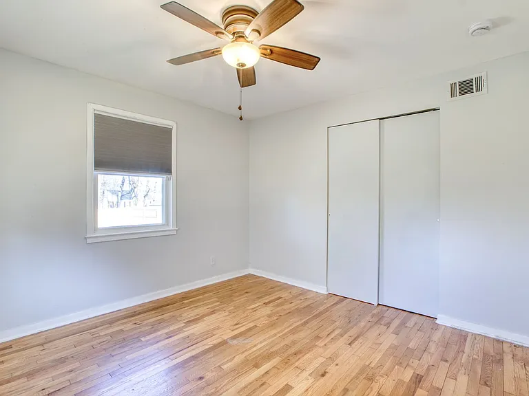 124 Mayflower St — Photo 17