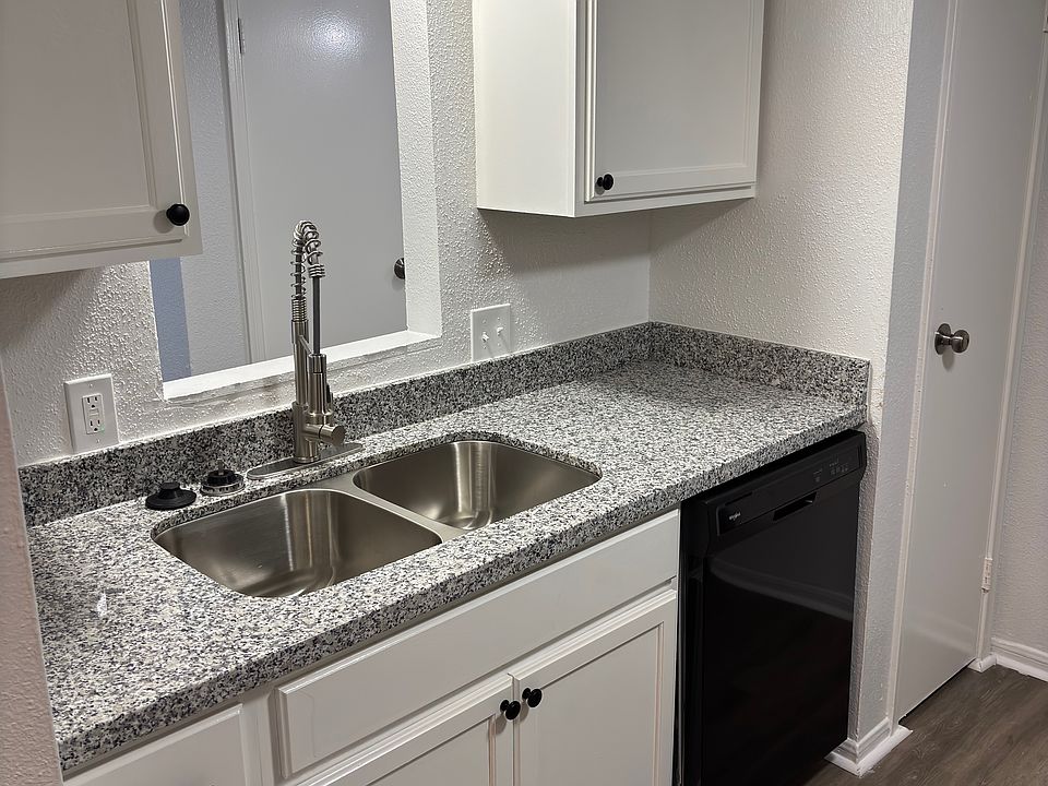 New granite counters