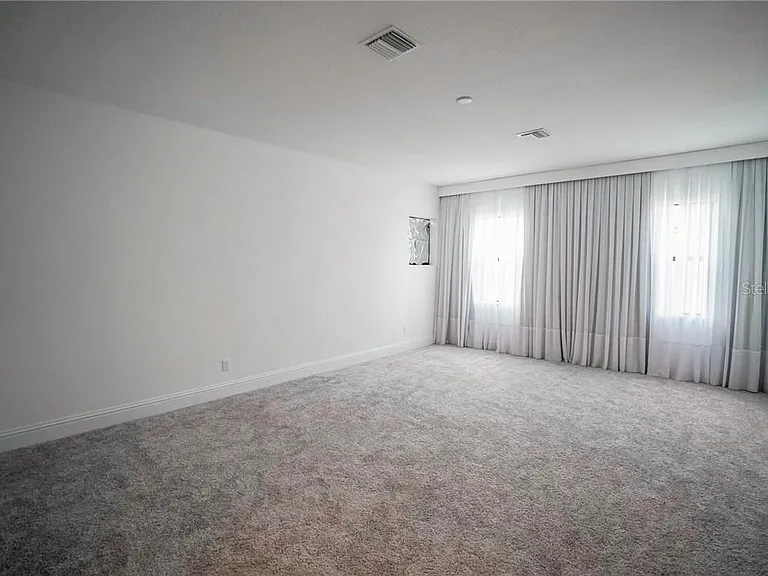 3999 Isabella Cir — Photo 27