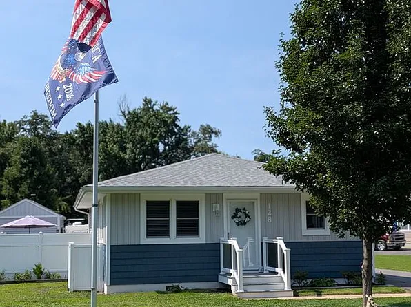 128 Benton Rd, Stevensville, MD 21666