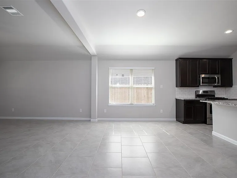 18435 Grayson Bluff Way — Photo 6