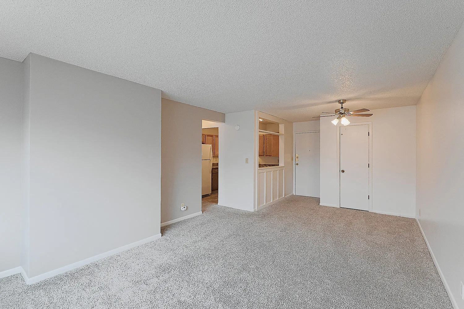 1 bed, 600 sqft, $699 — Photo 3