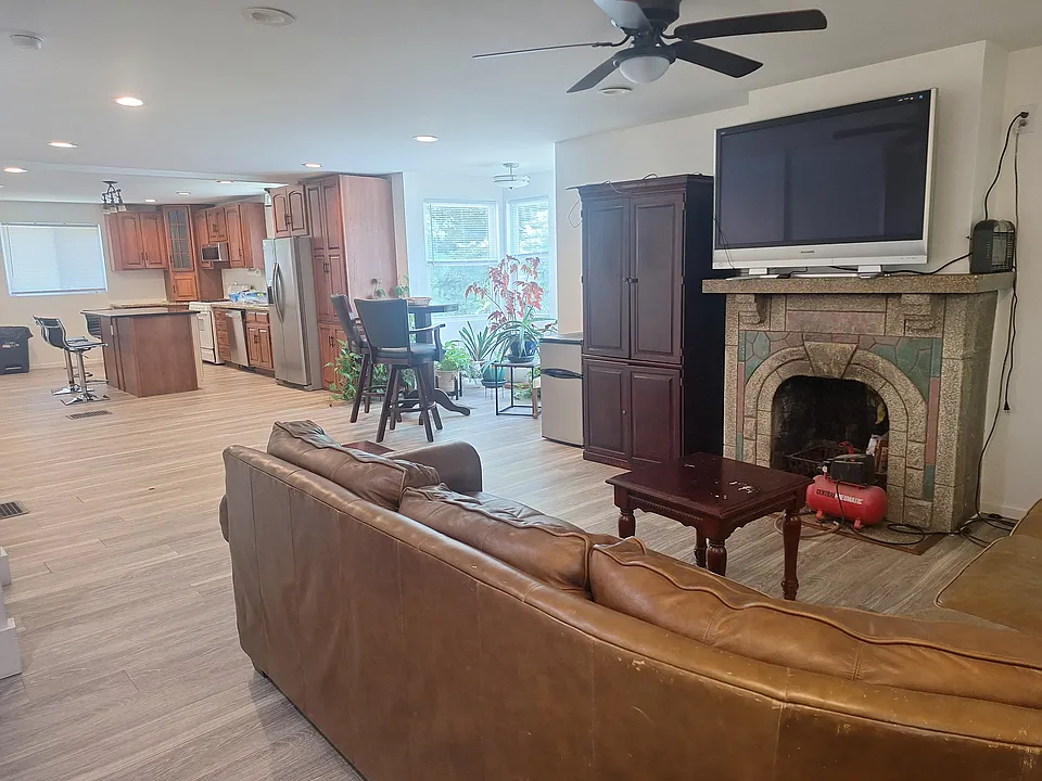 11009 Ballardsville Rd