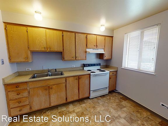 2nd image of 415 S 26th St APT 13