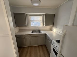 1025 Sandwich Rd, Buzzards Bay, MA 02532