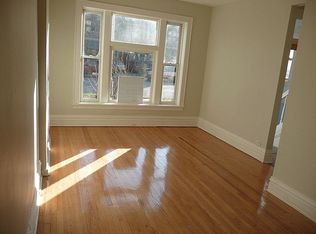 1316 W Diversey Pkwy, Chicago, IL 60614