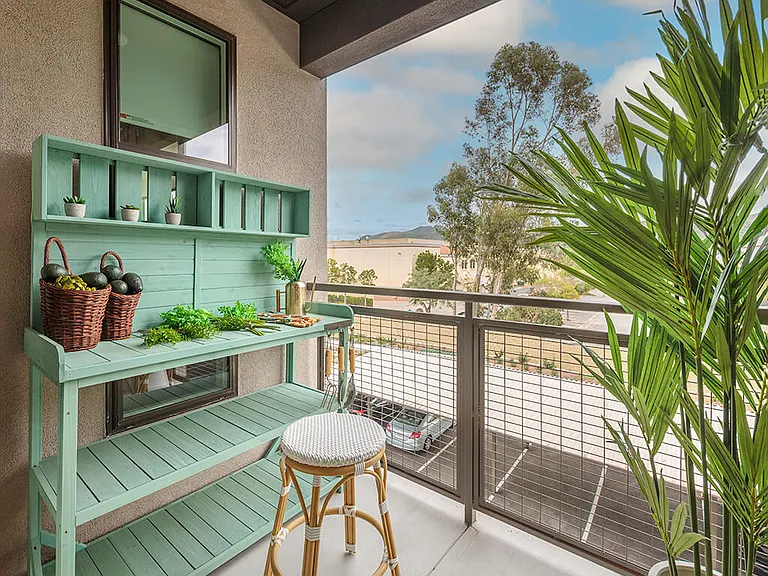 CALIXA Apartment Homes — Photo 11