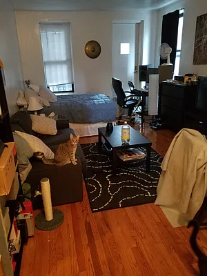 Rented by Allen Harris, LREB | media 21