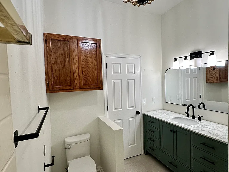1024 Steven Springs Ct — Photo 33