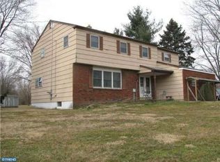 76 Squirrel Rd, Doylestown, PA 18901