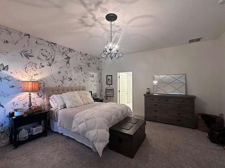 460 Tahitian Dr — Photo 16