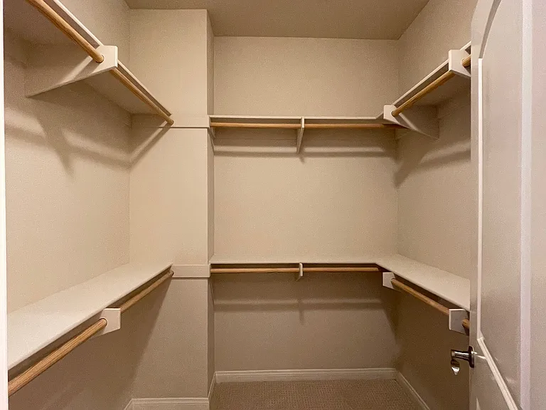 534 Camden Yards Way — Photo 12