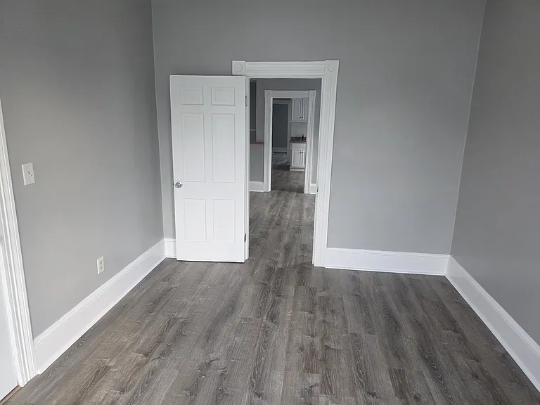 268 Tinkham St #3W — Photo 4