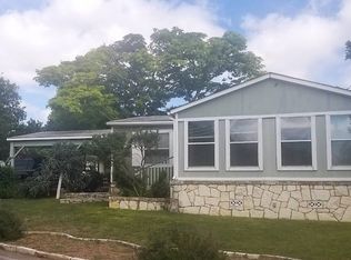 401 Pinn Oak St, Ingram, TX 78025