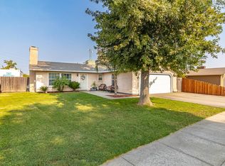 996 Brigadoon Ln, Waterford, CA 95386