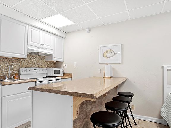 5th image of 14401 Front Beach Rd #204