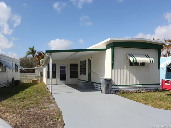 605 NE South Seas Way, Jensen Beach, FL 34957