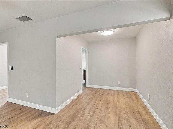 4th image of 427 S 16th St