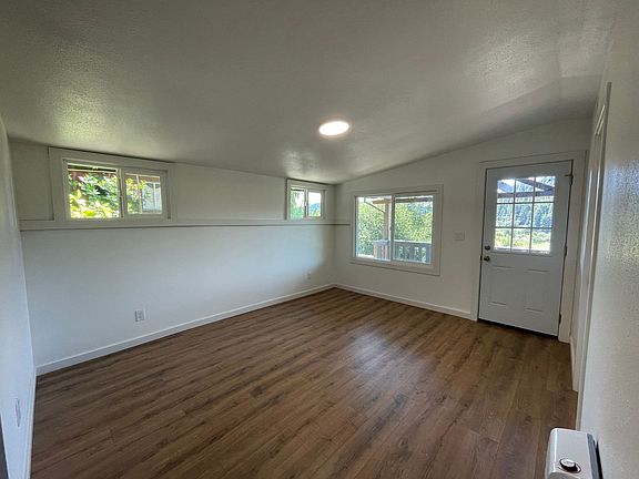 5th image of 14554 Memory Ln #9