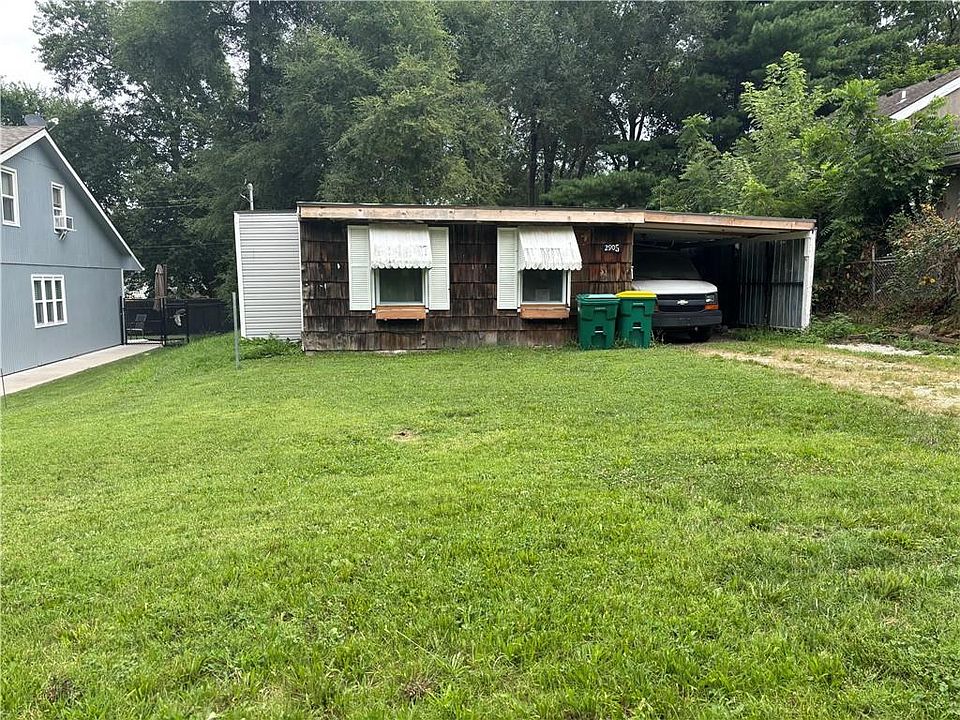 1st image of 2905 S 50th St