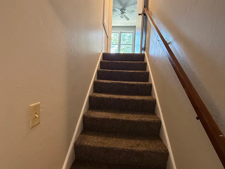 610 S Lightner St — Photo 5