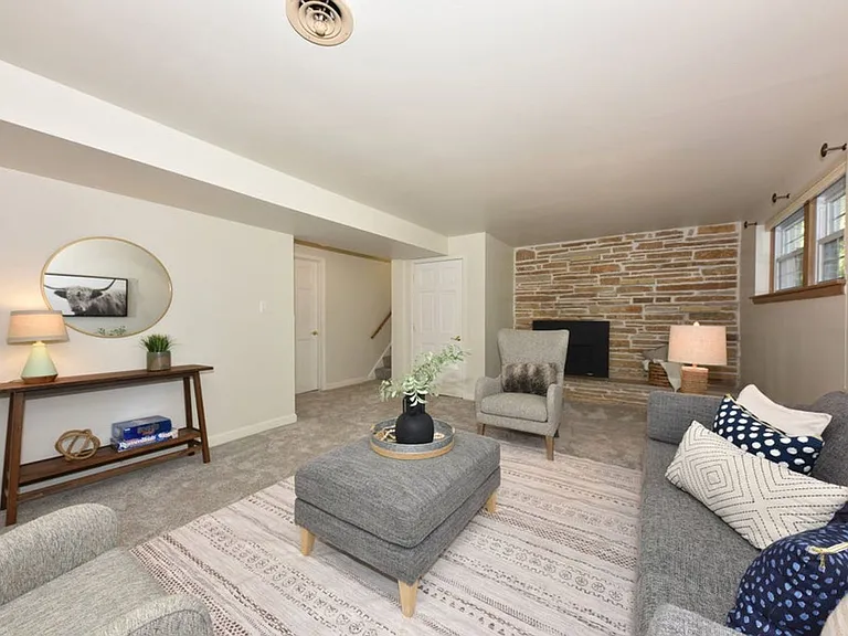 12475 Elmhurst Pkwy — Photo 28