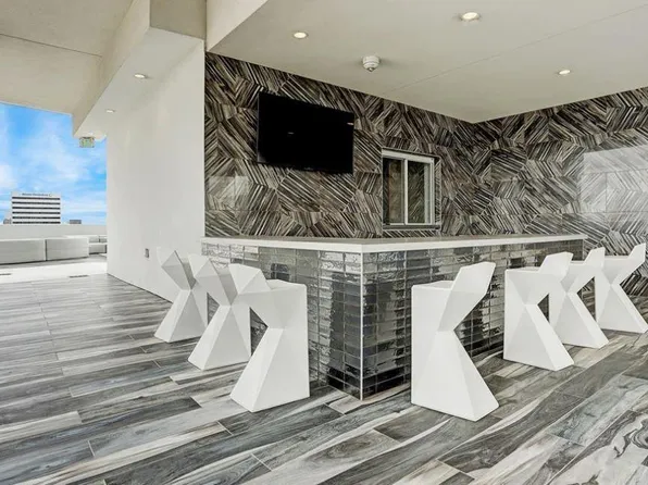 4521 San Felipe St Unit 1903, Houston, TX 77027