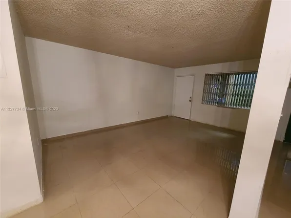 20330 NE 2nd Ave APT 9, Miami Gardens, FL 33179