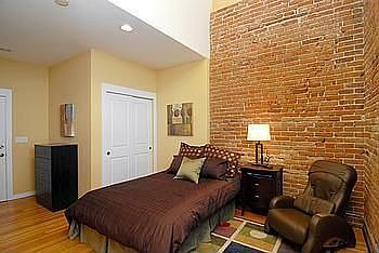 4th image of 539 W 1st Ave