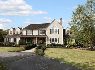 32 Ridge Valley Rd, Ottsville, PA 18942