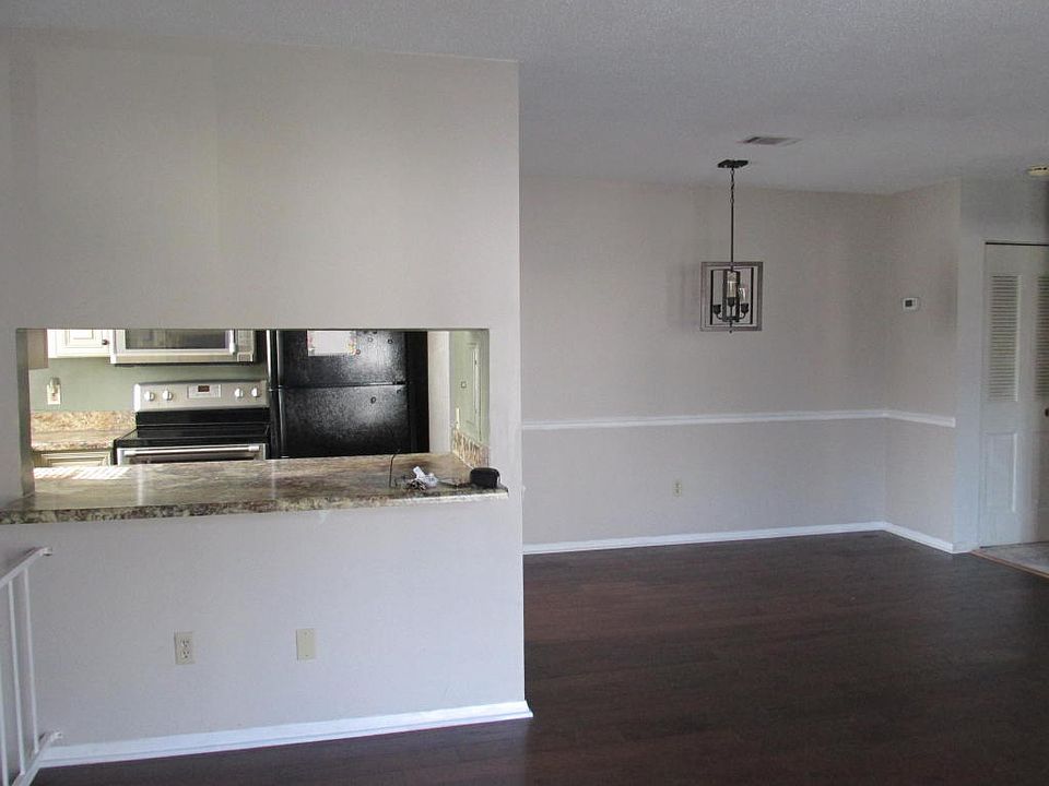 1st image of 3847 S Quail Ln #4