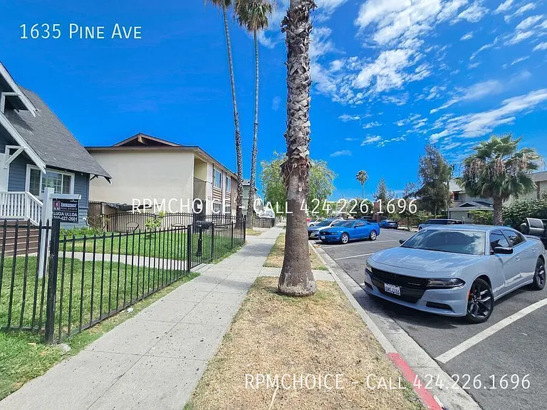 1635 Pine Ave — Photo 26