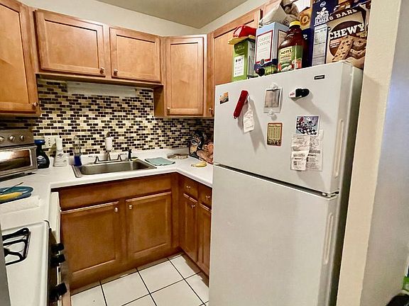 3rd image of 3445 N Oakland Ave APT 305