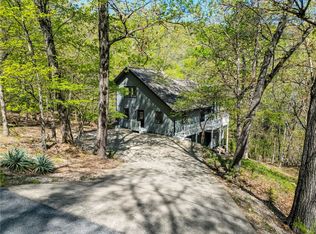 11964 White Oak Dr, Garfield, AR 72732