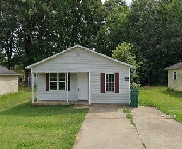 413 Royal St