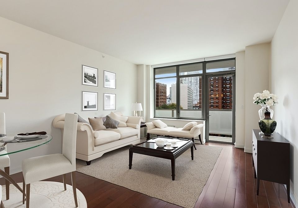 1st image of 81 Fleet Pl APT 8N