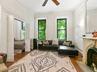 322 W 46th St #3F, New York, NY 10036
