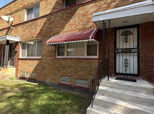 5042 W Jackson Blvd APT B, Chicago, IL 60644