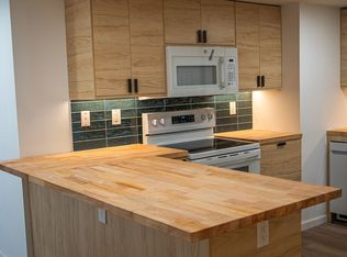33 Kossuth St #1, Newark, NJ 07105