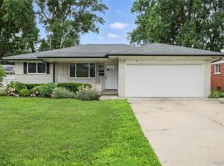 4948 Sanford Dr, Sterling Heights, MI 48310