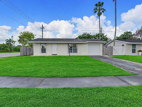 4th image of 22229 SW 65th Terrace