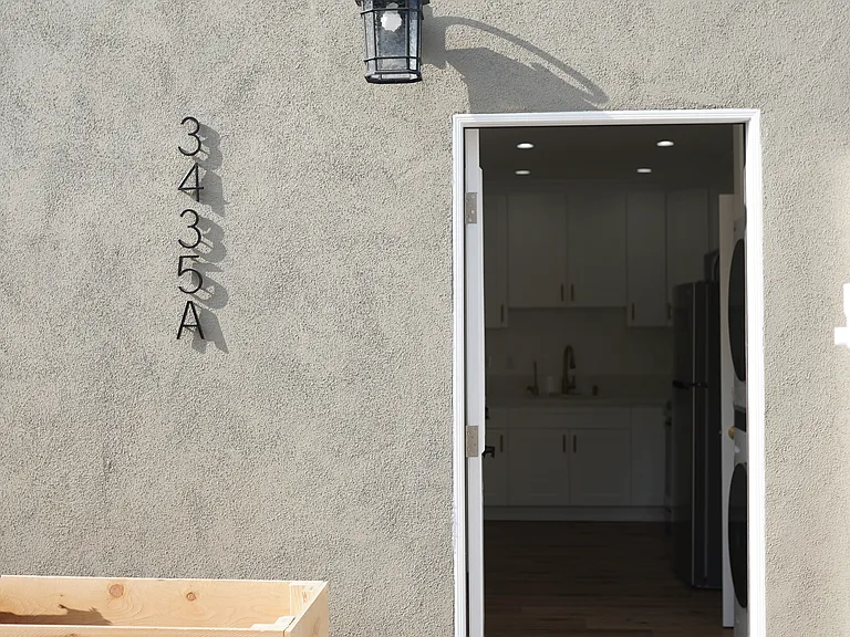 3435 Woodruff Ave — Photo 2