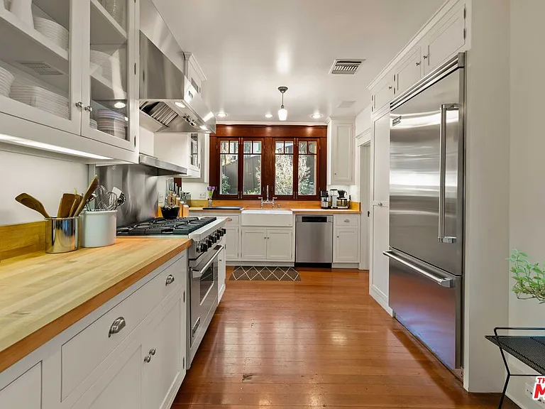 8050 Jovenita Canyon Dr — Photo 12