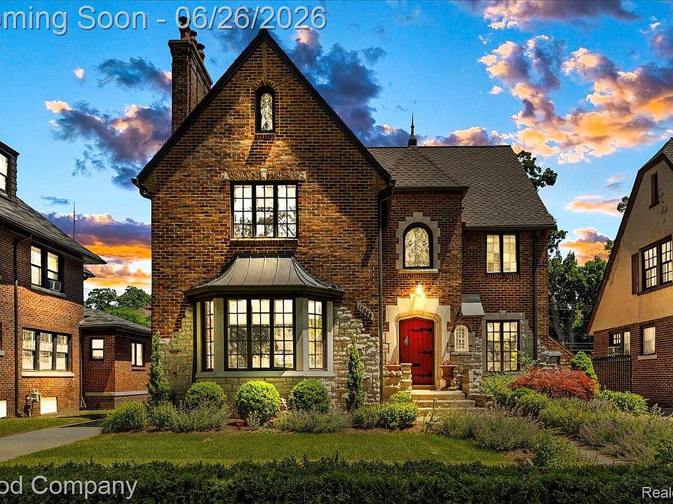 1st image of 17566 Muirland St