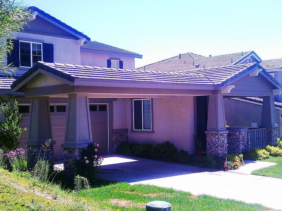 2nd image of 34286 Venturi Ave