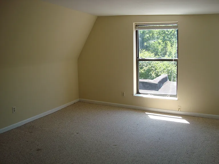 4390 McPherson Ave — Photo 25