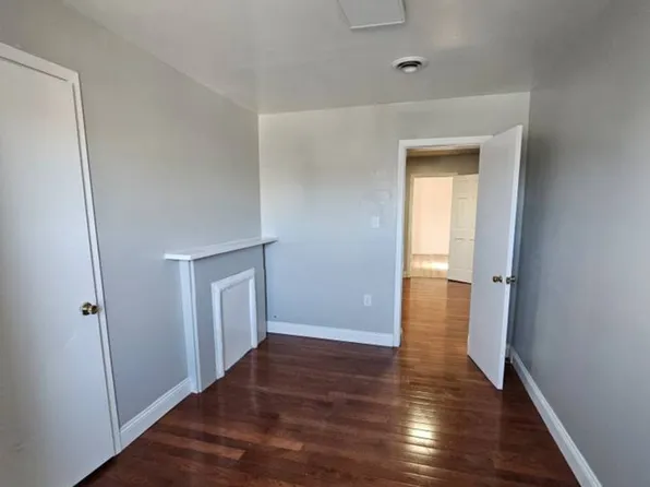 344 Meyran Ave APT 3, Pittsburgh, PA 15213