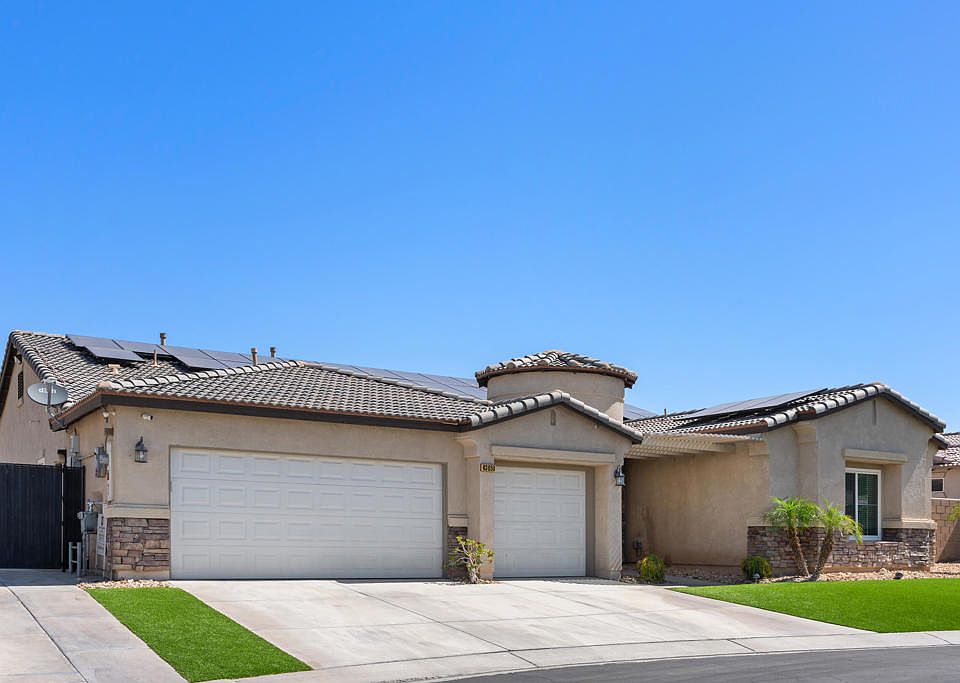1st image of 83050 Singing Hills Dr
