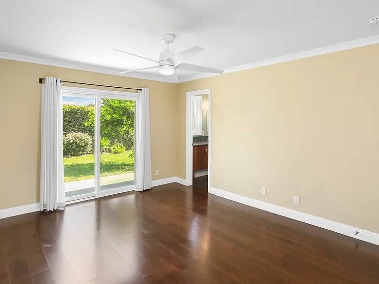1403 E Chalynn Ave — Photo 24